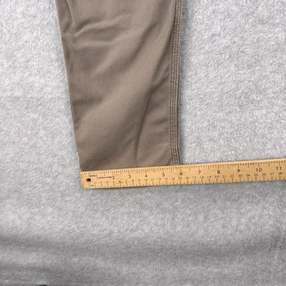 DU/ER Pants Mens 30x33 Brown Live Lite Slim Stretch No Sweat Performance Fabric